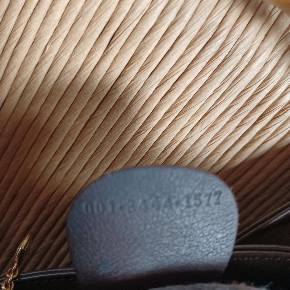 Gucci Classic Leather Bamboo Bag - Picture 16 of 16